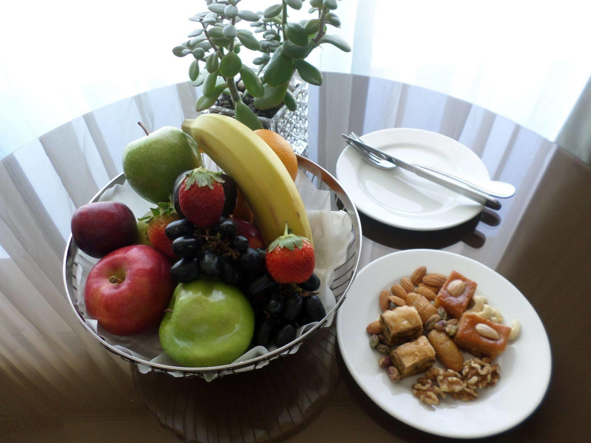 Hawthorn Extended Stay By Wyndham Abu Dhabi City Center Dış mekan fotoğraf