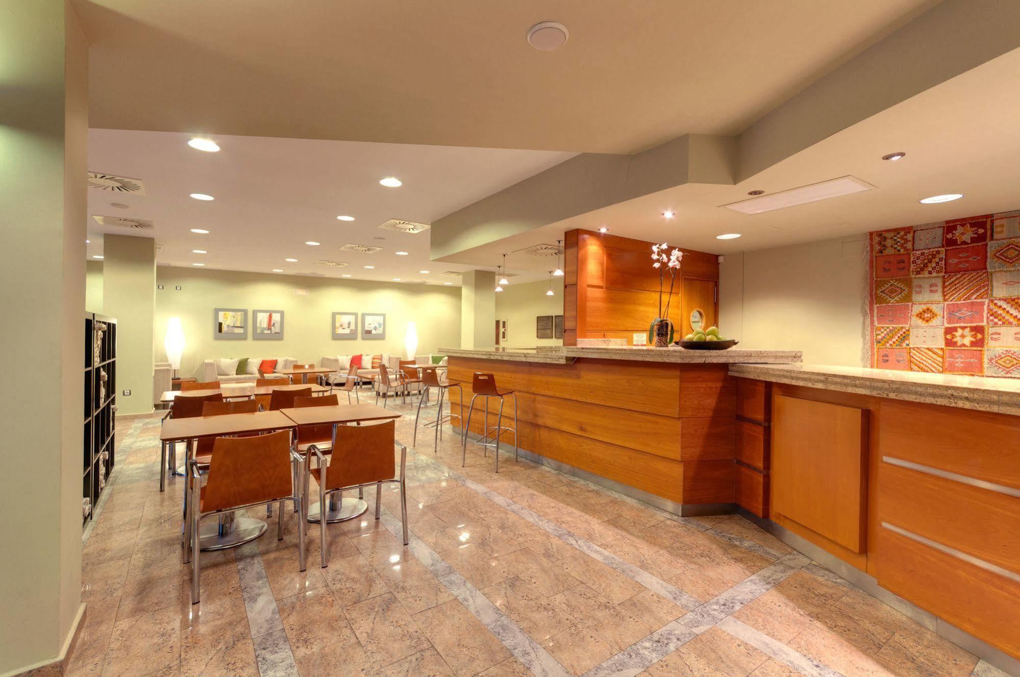 Hawthorn Extended Stay By Wyndham Abu Dhabi City Center Dış mekan fotoğraf