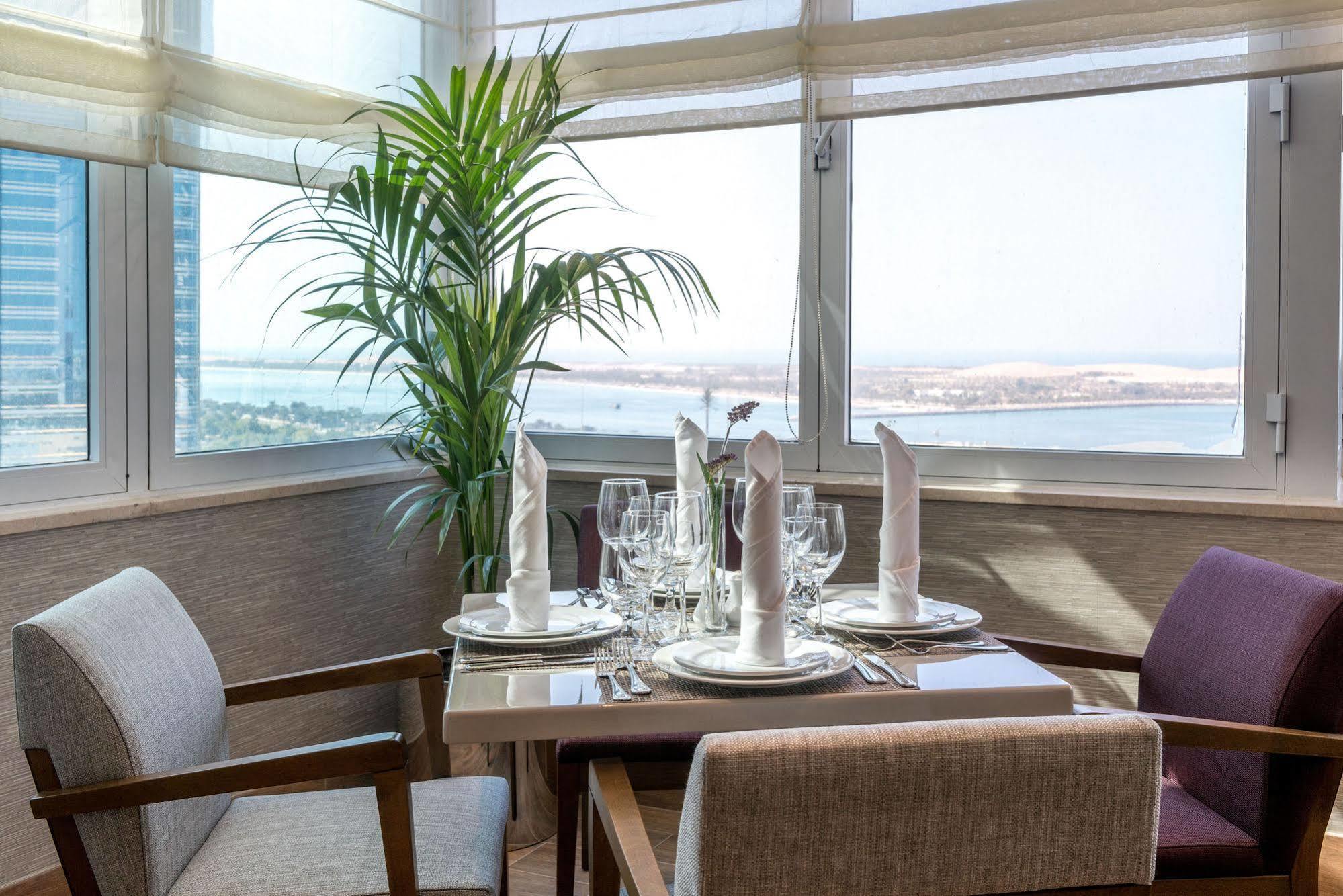 Hawthorn Extended Stay By Wyndham Abu Dhabi City Center Dış mekan fotoğraf