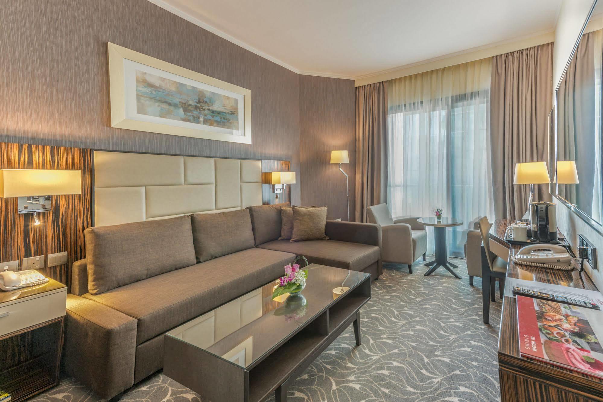 Hawthorn Extended Stay By Wyndham Abu Dhabi City Center Dış mekan fotoğraf