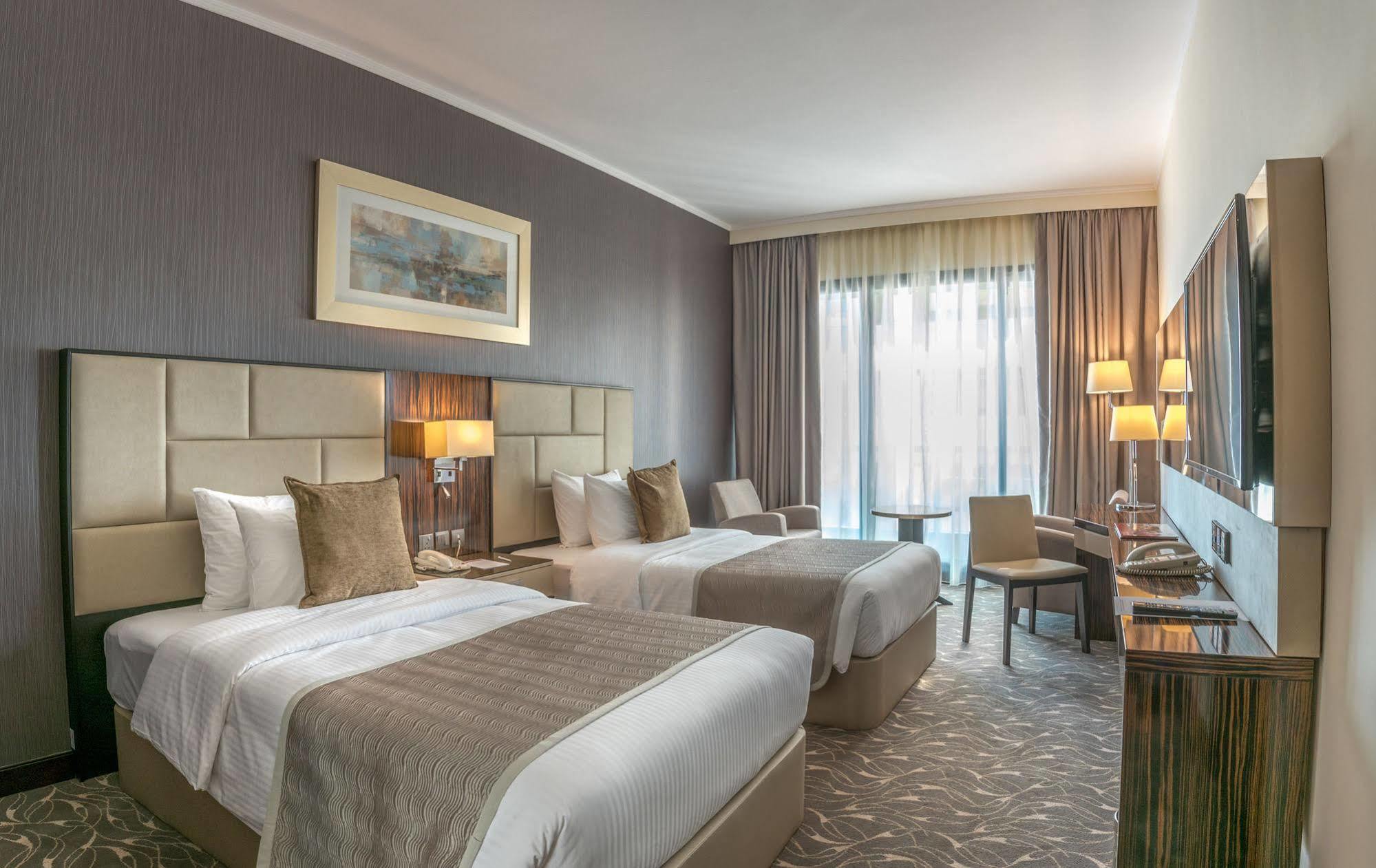 Hawthorn Extended Stay By Wyndham Abu Dhabi City Center Dış mekan fotoğraf
