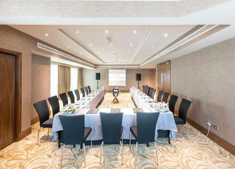 Hawthorn Extended Stay By Wyndham Abu Dhabi City Center Dış mekan fotoğraf